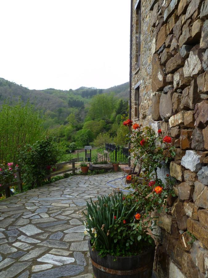 La Posada De Vinon - Casa Reda Екстер'єр фото